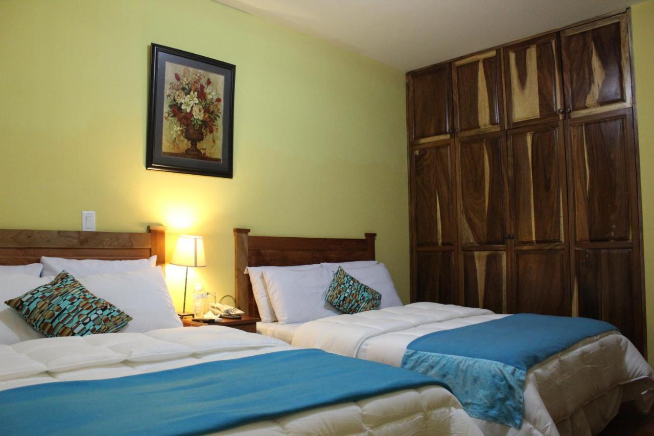 Hotel Villa Antigua Сан-Сальвадор Экстерьер фото